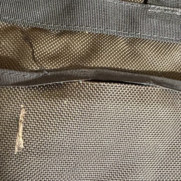 Vintage Patagonia Vertical Mass Crossbody Sling Bag Gray Travel Laptop Messenger